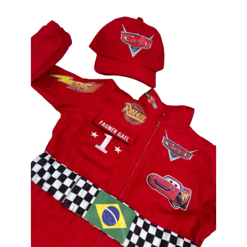 Macacão Fantasia Infantil Piloto tipo Carros McQueen Personalizada Nome e idade c/ Boné